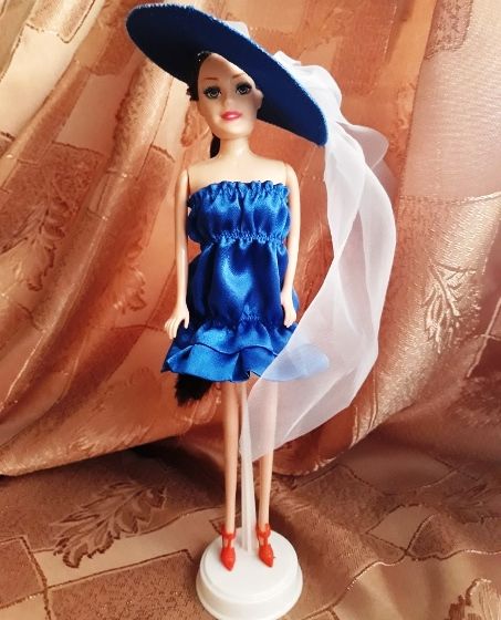 платье со шляпой для куклы Барби для бала