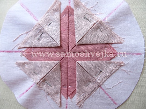 салфетка из треугольников ткани